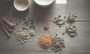 Co to jest curry? Poznaj sekrety tej aromatycznej przyprawy