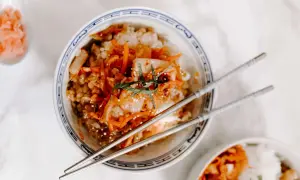 W czym kisić kimchi? Odkryj sekrety idealnej fermentacji