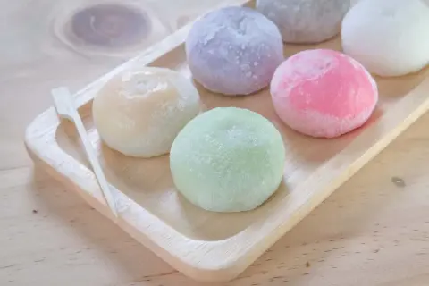 Co to mochi? Odkryj tajemnice japońskiego przysmaku i jego historię