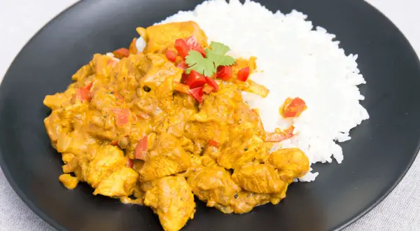 Jak zrobić kurczaka w curry – prosty przepis na pyszne danie