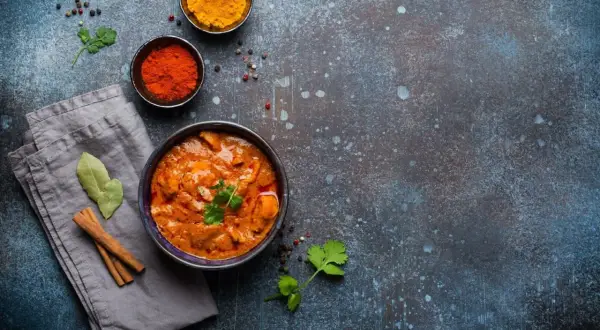 Gdzie kupić pastę curry w Polsce? Najlepsze miejsca i oferty