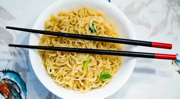 Jaki ramen na pierwszy raz? Odkryj najlepsze smaki dla początkujących