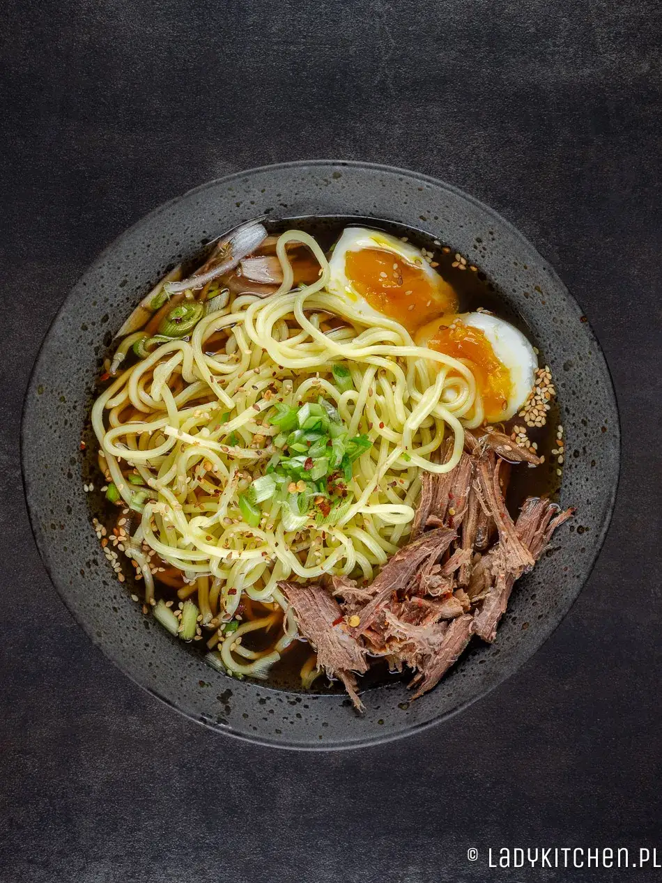 Zdjęcie Jak gotować makaron ramen, aby uzyskać idealną konsystencję i smak
