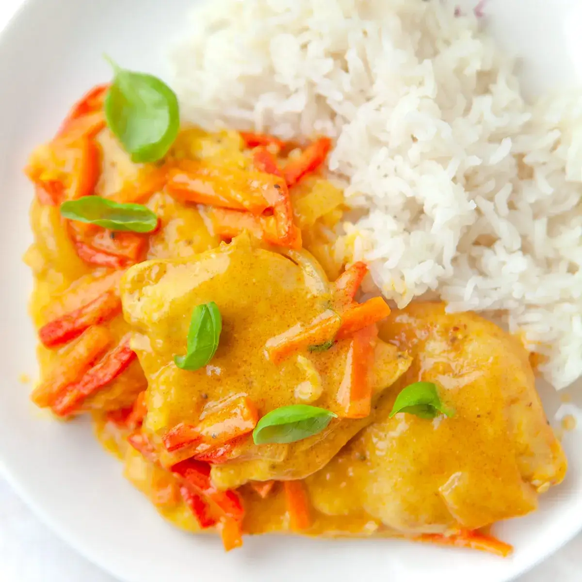 Zdjęcie Jak zrobić kurczaka w curry – prosty przepis na pyszne danie