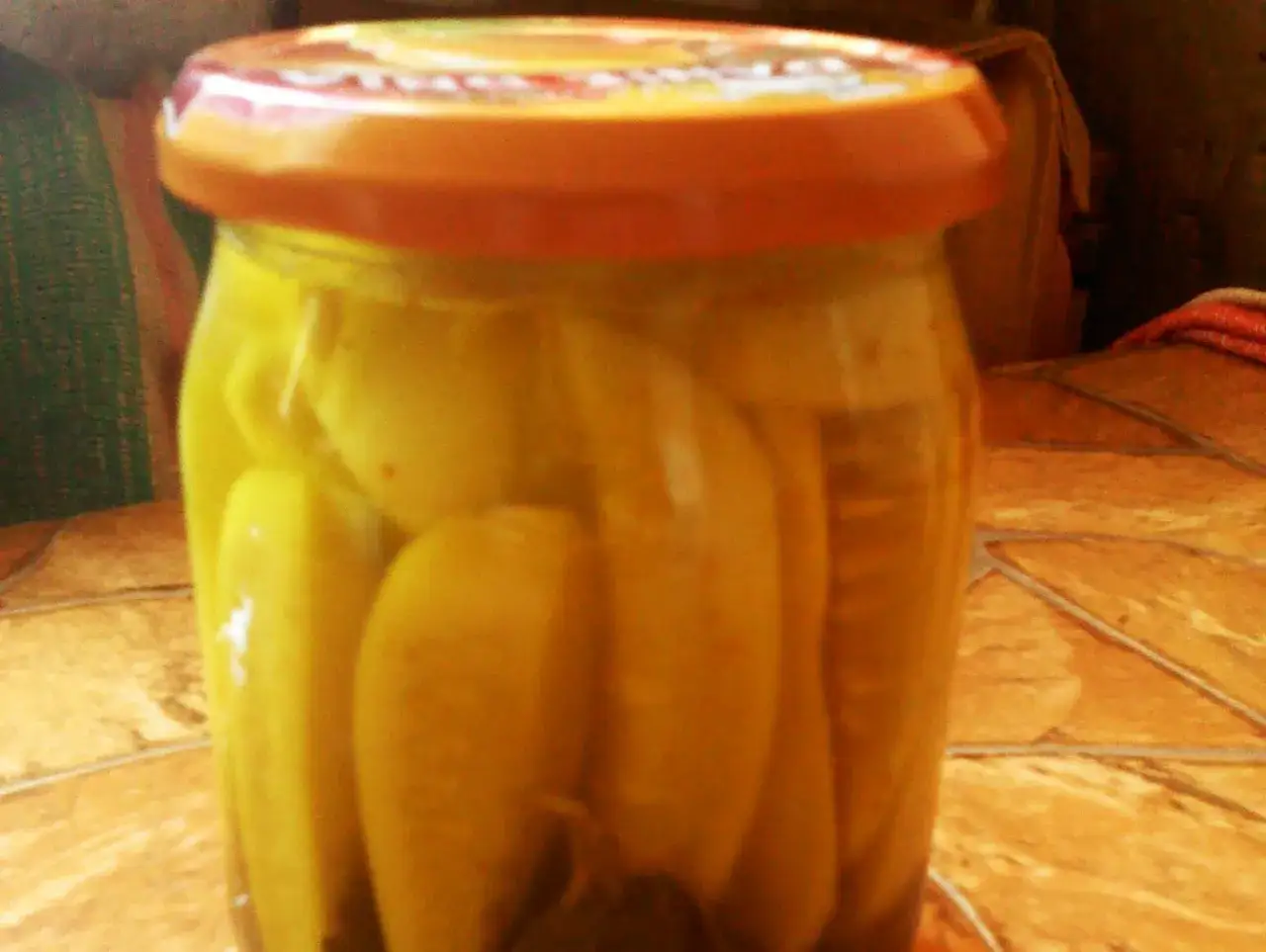 Zdjęcie Jak zrobić ogórki w curry - prosty przepis na pyszny dodatek