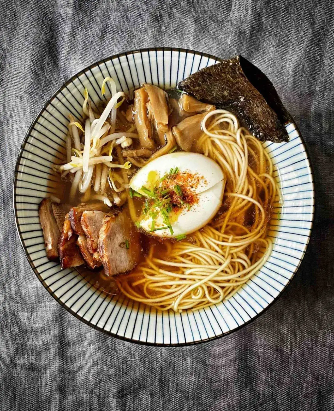 Zdjęcie Jaki ramen na pierwszy raz? Odkryj najlepsze smaki dla początkujących
