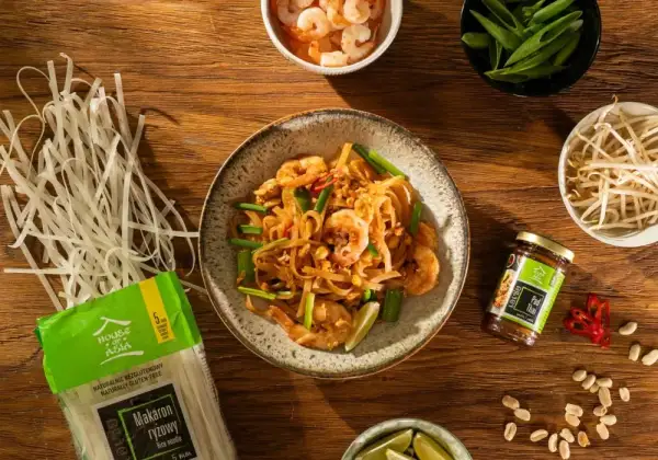 Jak smakuje pad thai? Odkryj niezwykłe połączenie smaków tej potrawy